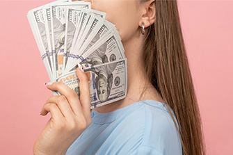 シンデレラグループの給与・保証