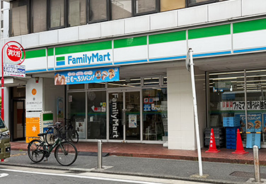 ファミリーマート 和田屋松影町店