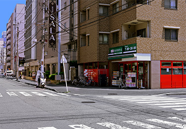 まいばすけっと 新横浜1丁目店付近